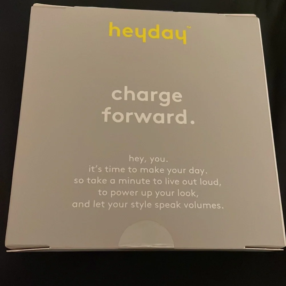 Heyday wireless charging pad Qi enabled